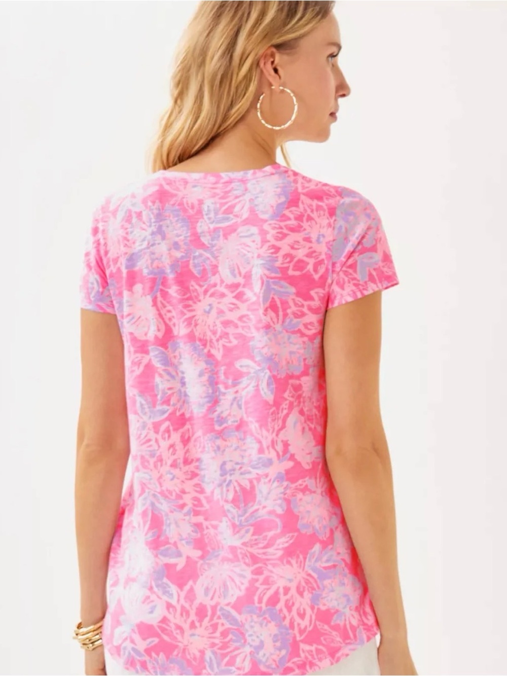 Lilly Pulitzer Etta V-neck tee in Rousseau pink zen garden size small NWT